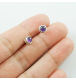 Amethyst Earstuds