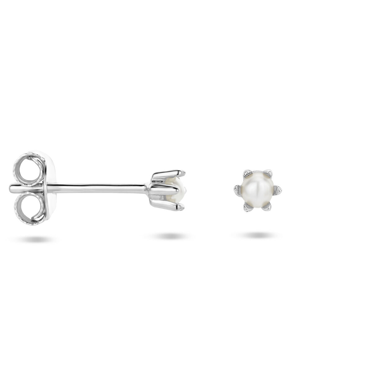 Freshwater Pearl Ear Studs