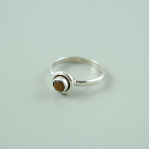 Tijgeroog Ring, Dames ring een steen, Zilveren ring, - LAVI Fashion Boutique