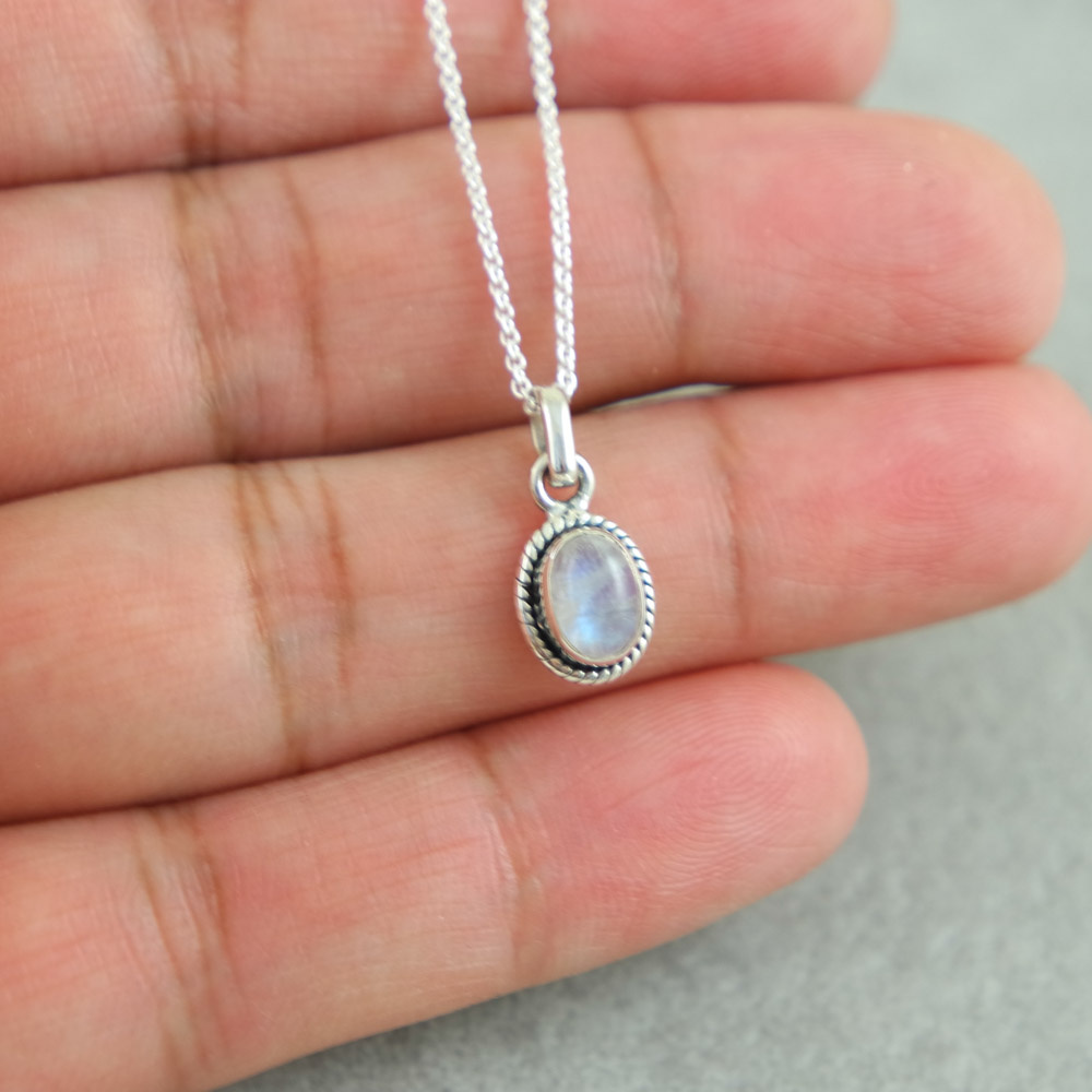 Moonstone Necklace Mila