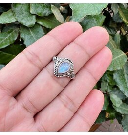 Moonstone Ring Zuri