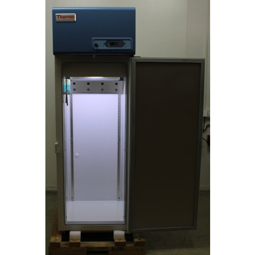 Thermo Scientific (Demo) Thermo REL2304V 4°C SINGLE DOOR Laboratorium koelkast, 2 stuks op voorraad