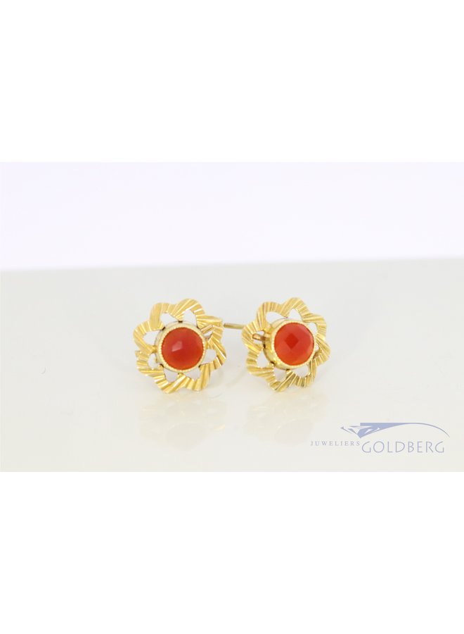 14k yellow gold ear studs with carnelian gemstone