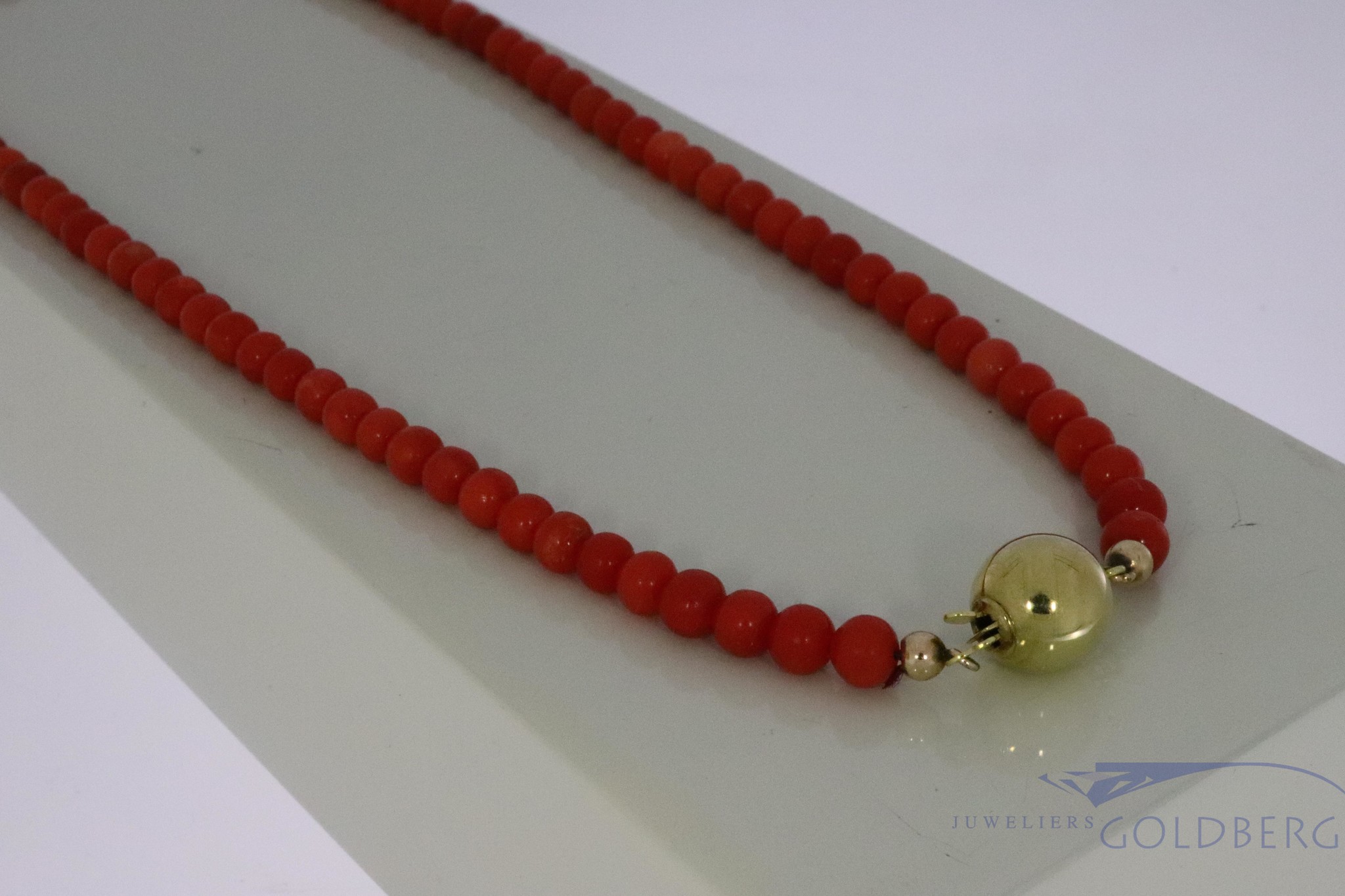 AAA Natural Ox Blood Red Coral & 14K Gold 18 inch Necklace 202904 