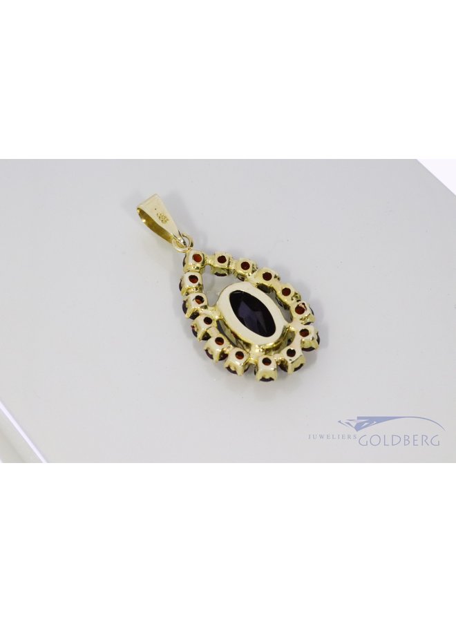 14k vintage pendant with garnet