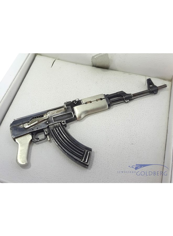 Zilveren AK47 miniatuur uniek