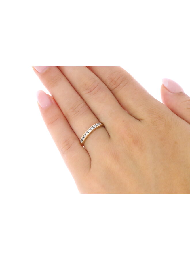 14k gold vintage ring with zirconia