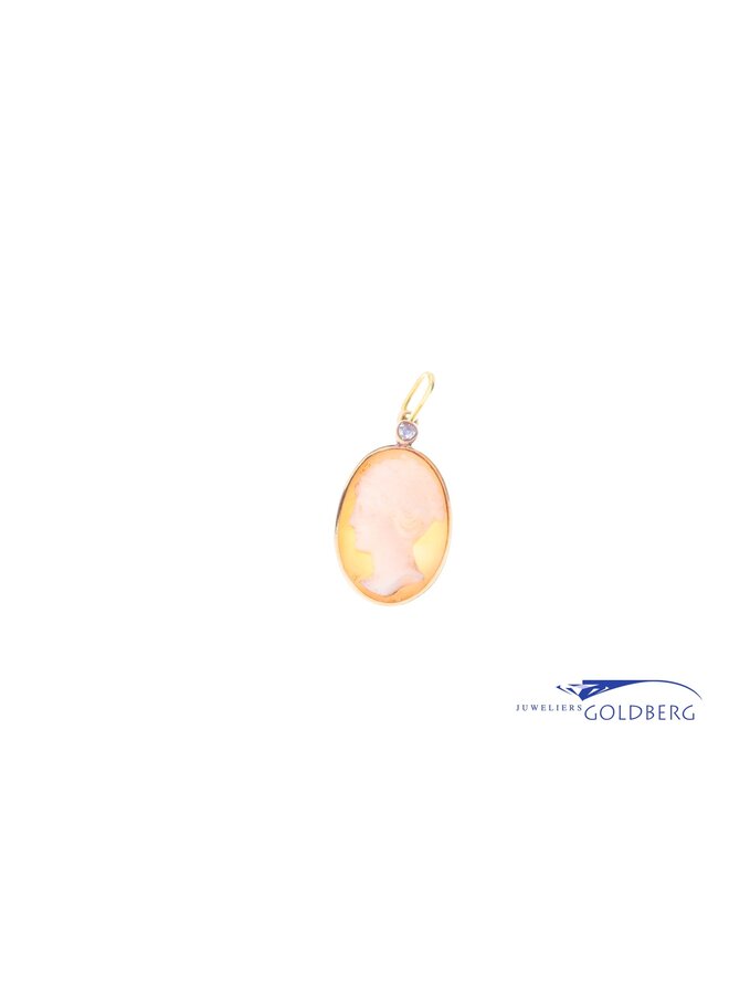 14k Cameo pendant gold