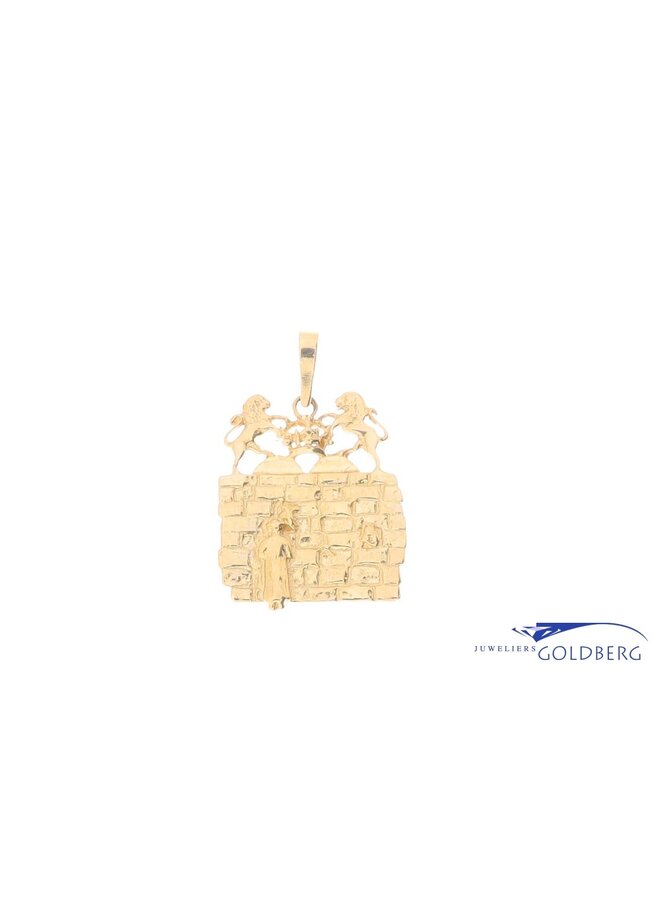 14k wailing wall gold pendant