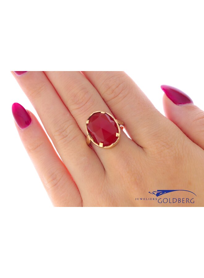 14k gold vintage ring with carnelian