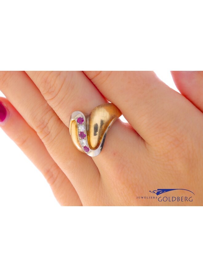 14k bicolor gold vintage ring with ruby & diamond (approx. 0.12ct)