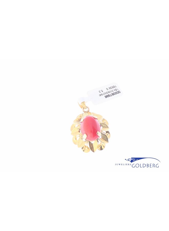 18k gold vintage pendant red coral