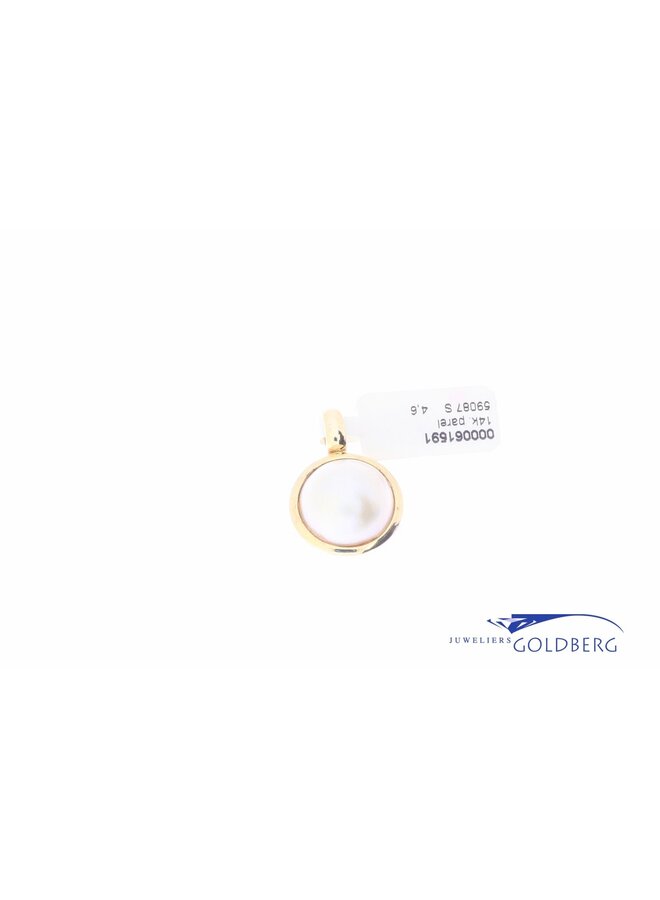 14k gold Vintage pearl pendant