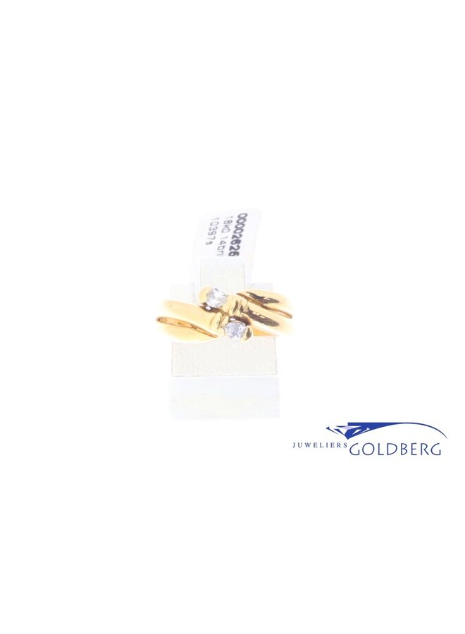 18k gold vintage bypass ring with diamonds (approx. 0.14ct)