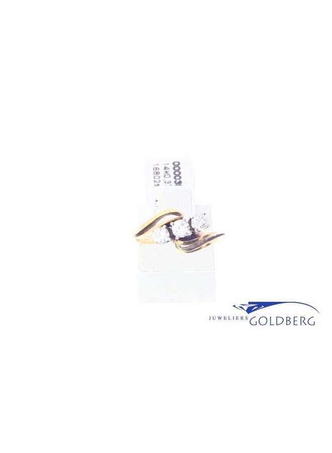 14k gold vintage bypass ring with diamonds (approx. 0.37ct)