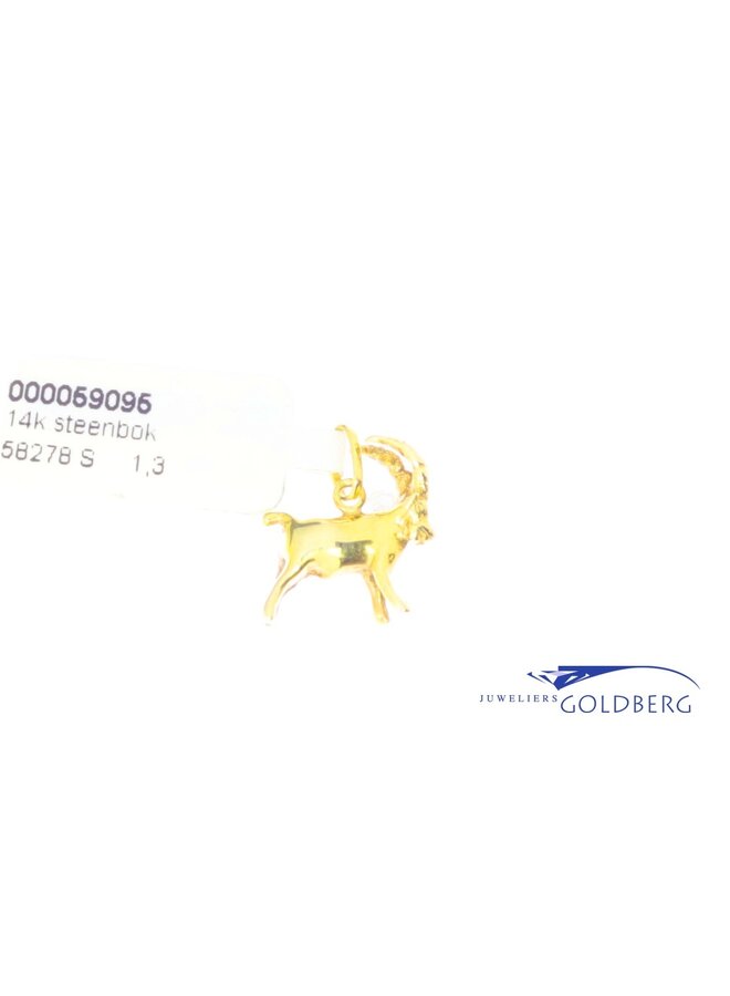 14k gold vintage capricorn pendant