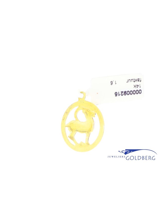 14k gold vintage capricorn pendant