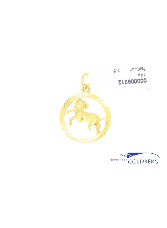 14k gold vintage Capricorn pendant
