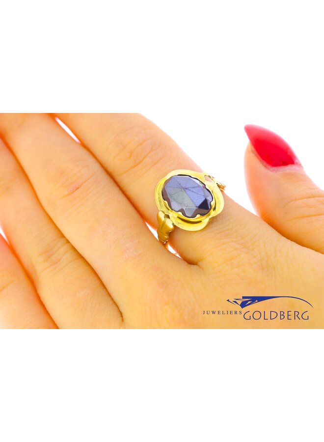 14k gold vintage hematite ring