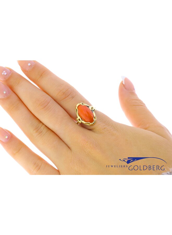 14k gouden vintage bloedkoraal ring