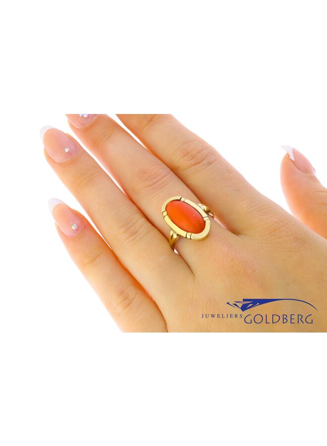 14k gold vintage red coral ring