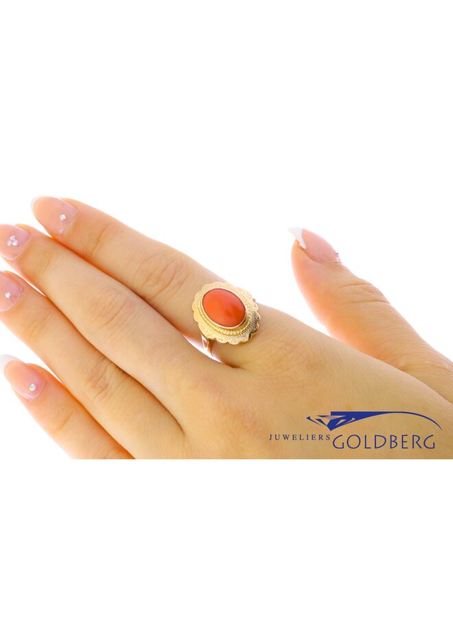 14k gold vintage red coral ring