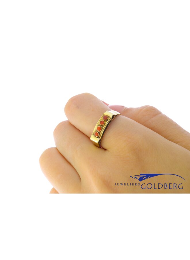 14k gold ring with red coral