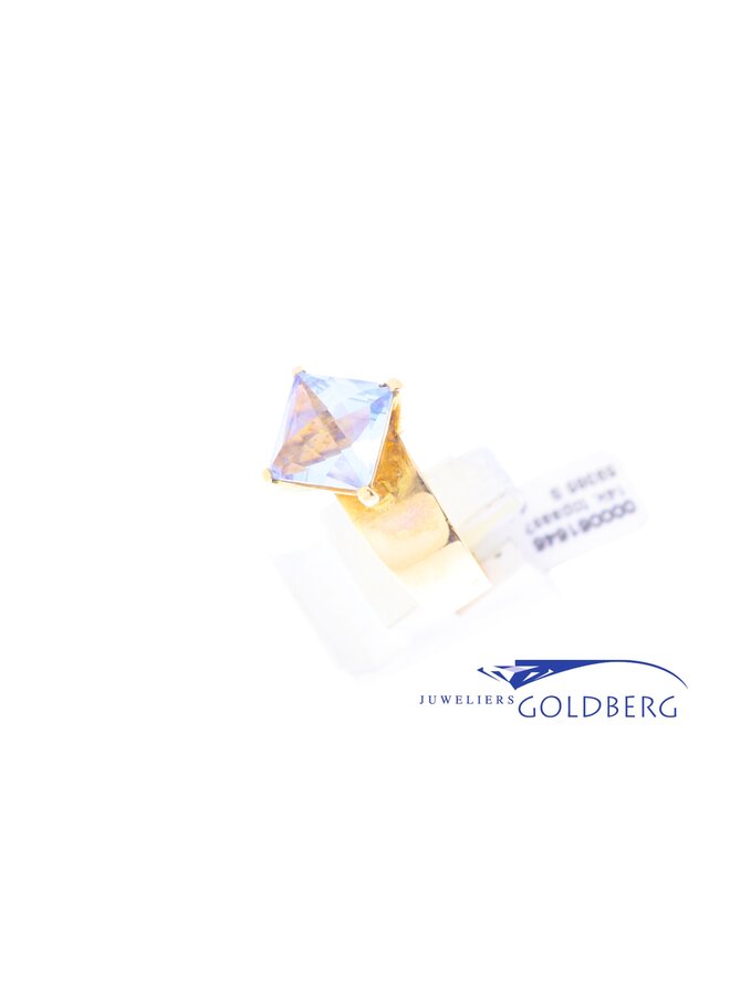 14k gouden vintage ring lichtblauwe steen