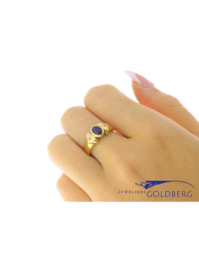 14k gold vintage ring with blue sapphire and diamonds
