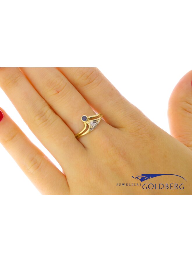 14k gouden vintage ring met blauwe saffier en diamant