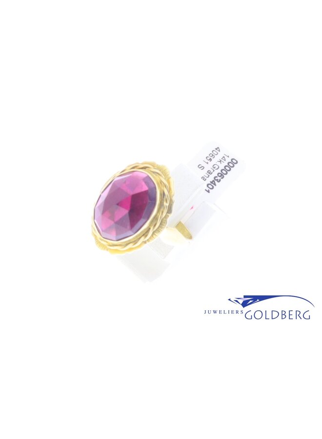 14k gold vintage ring garnet