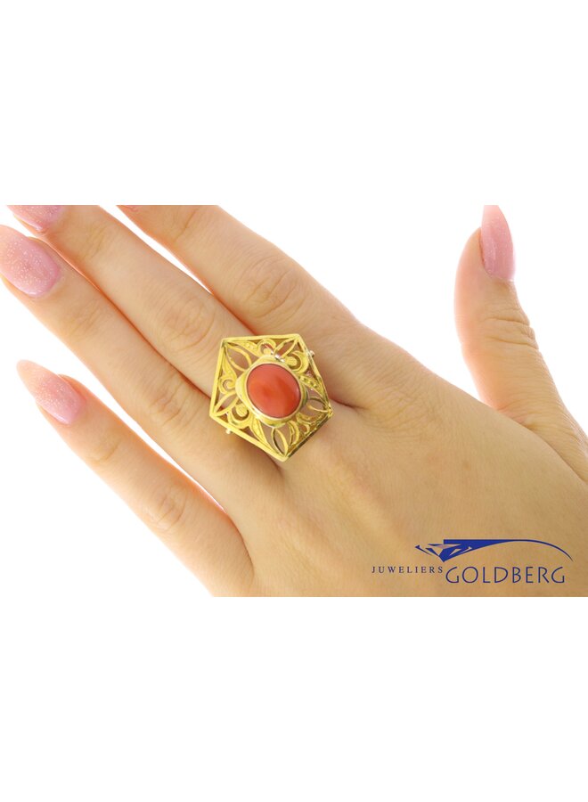 14k Vintage gouden ring bloedkoraal