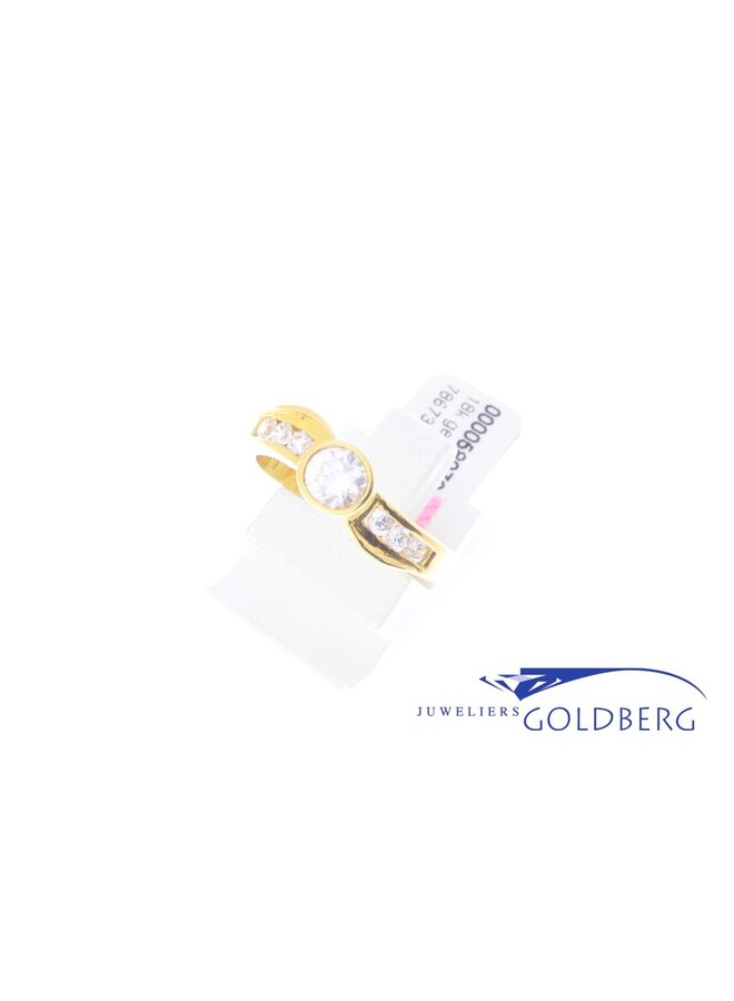 18k Vintage  gouden ring met zirconia's