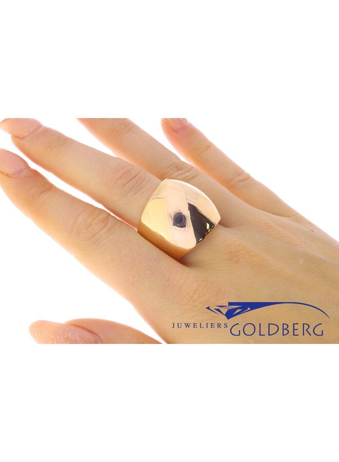 Large rose gold design ring by Monzario