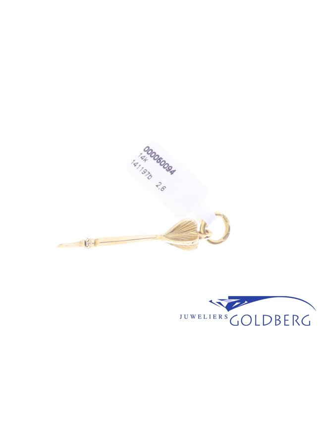 14 carat gold dart 35mm by 8mm