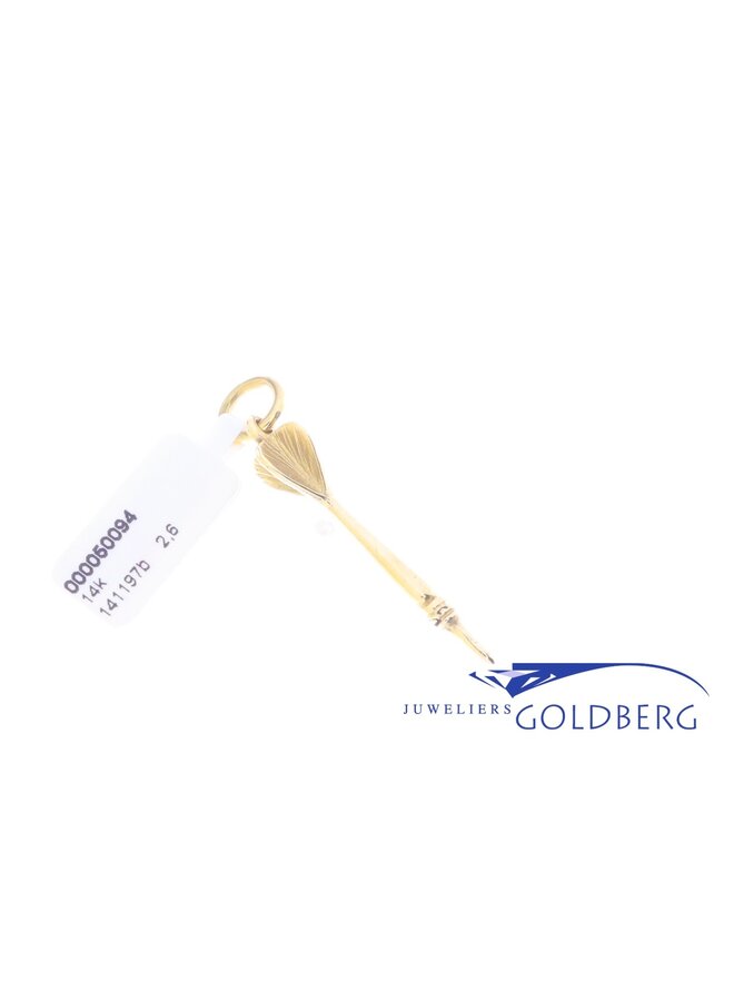 14 carat gold dart 35mm by 8mm