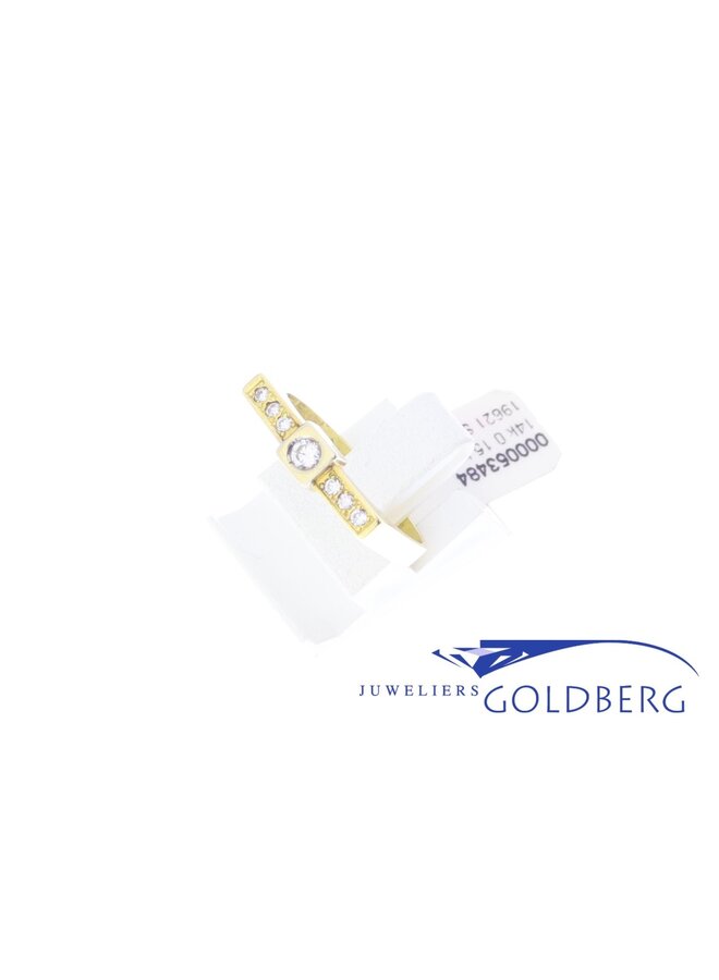 14k gouden vintage ring met diamant (ca. 0.15ct)