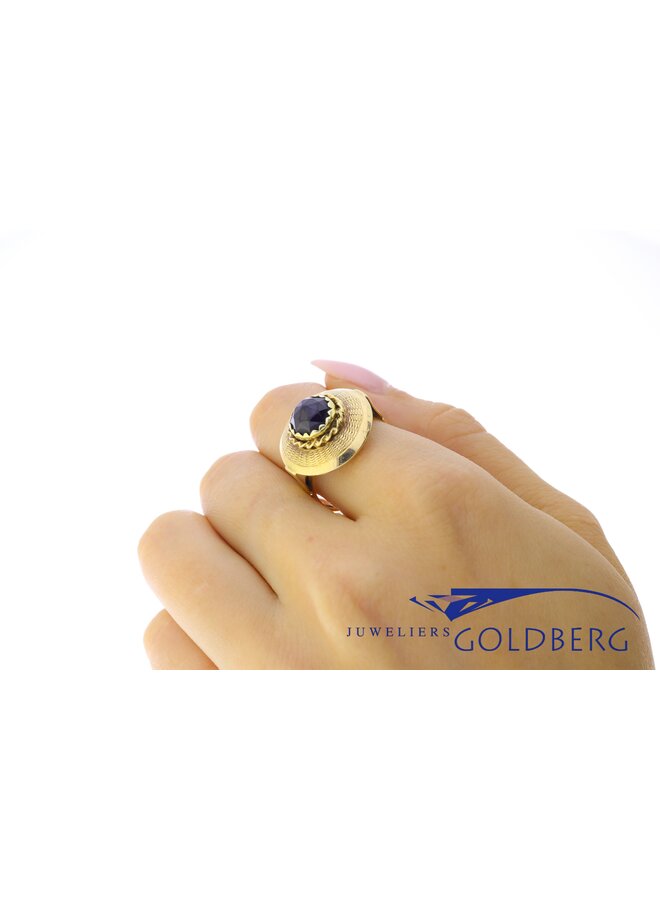 14k Gold vintage ring garnet