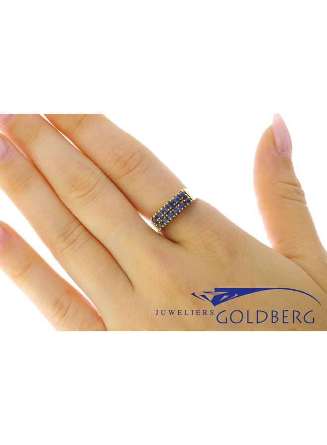 14k gold vintage ring  with blue sapphire