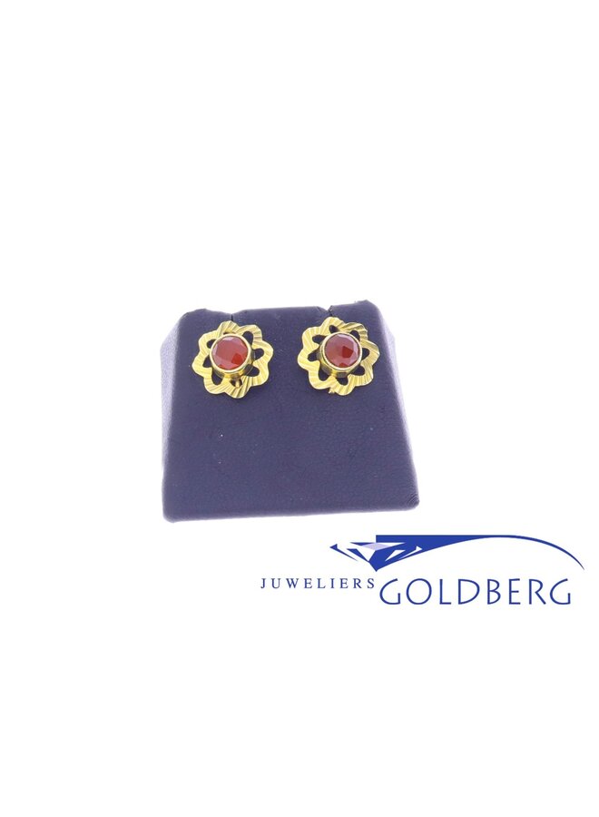 14k yellow gold ear studs with carnelian gemstone