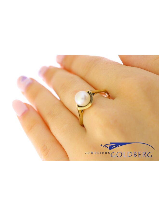 14k gold vintage ring with cultured pearl