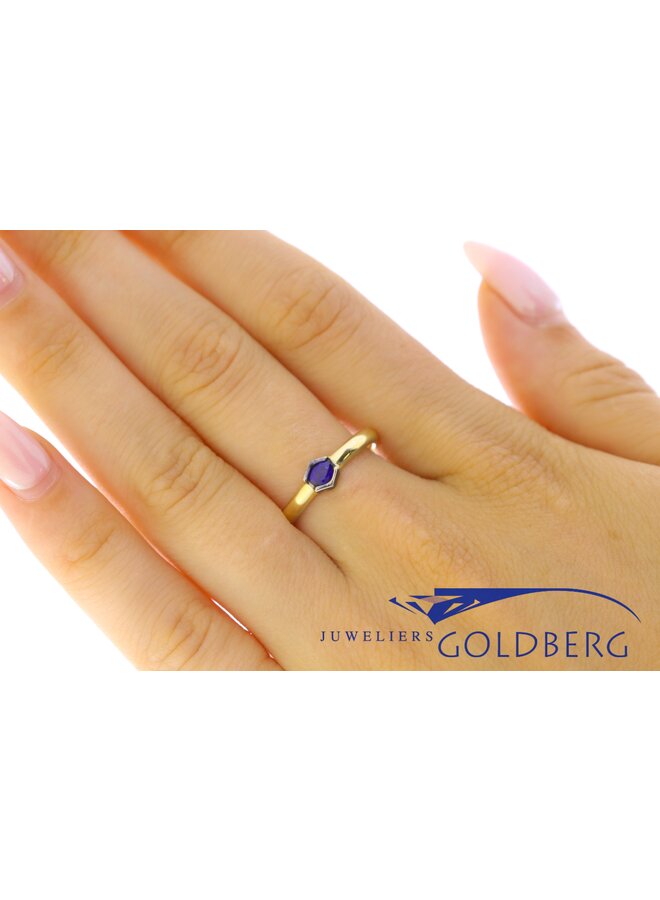 14k gold ring with sapphire (own workshop)