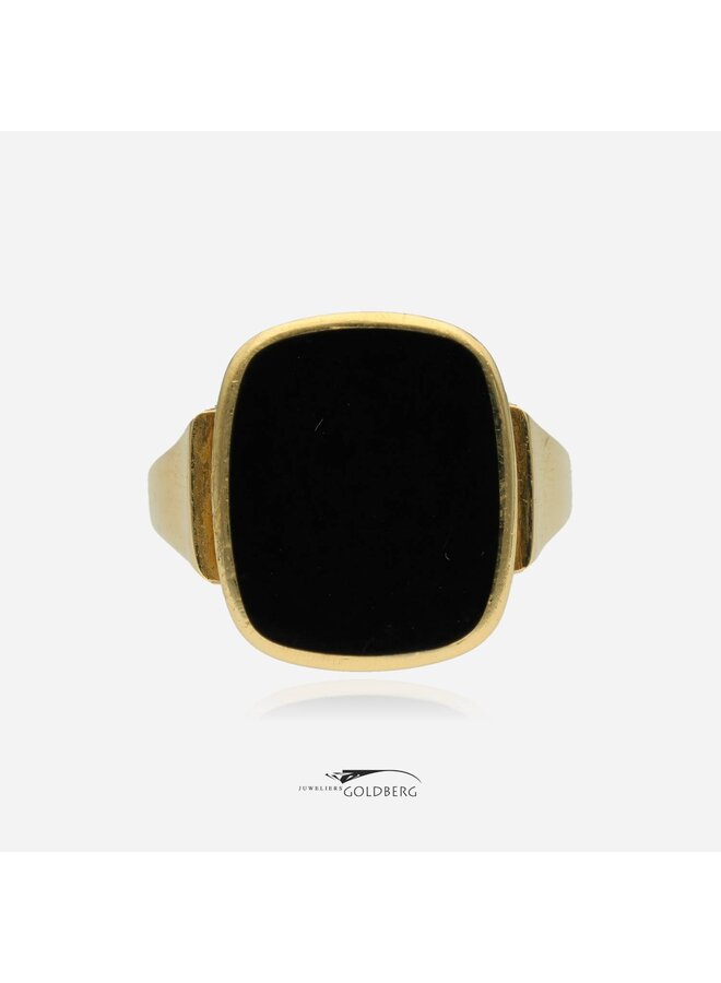 14k gold vintage signet ring with onyx
