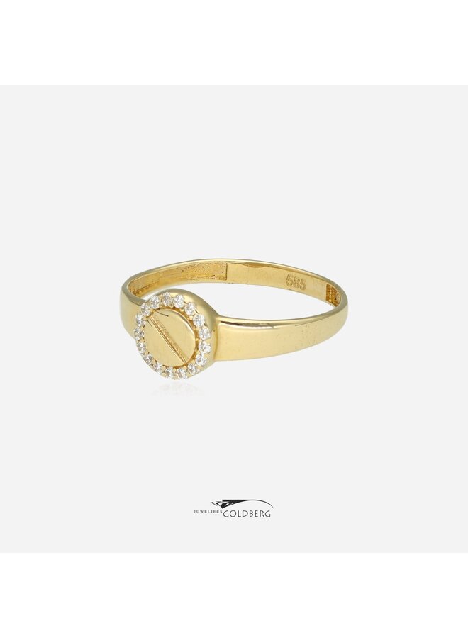 14k gold vintage ring with zirconia