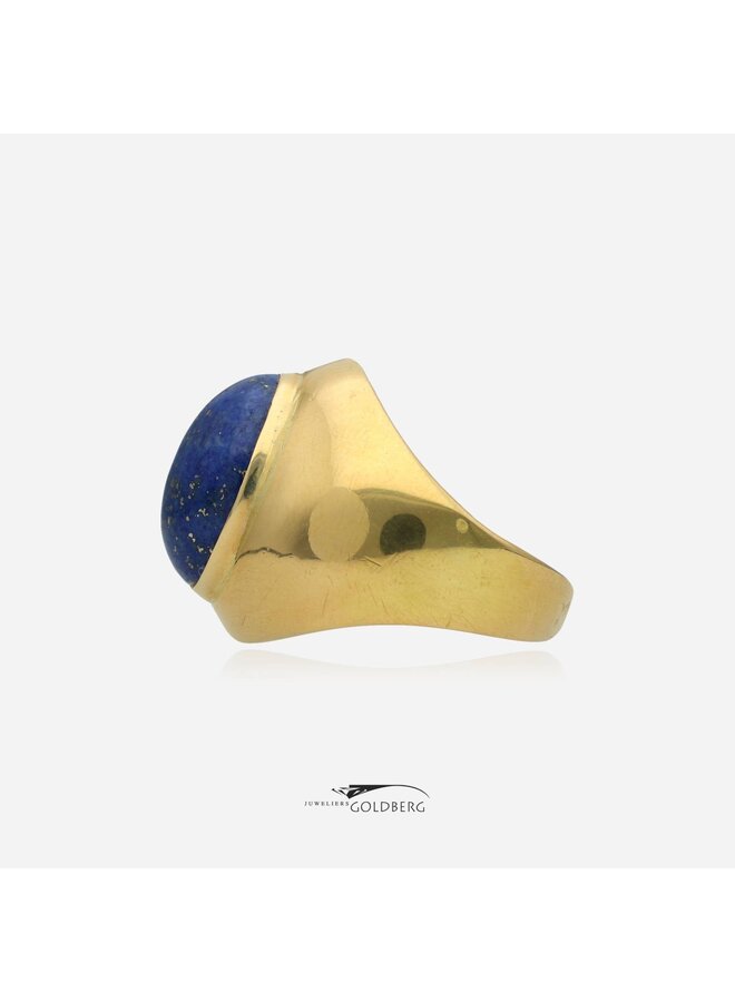 18k gold vintage ring with lapis lazuli