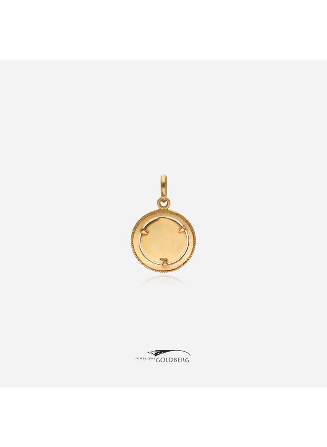 18k gold vintage fish pendant