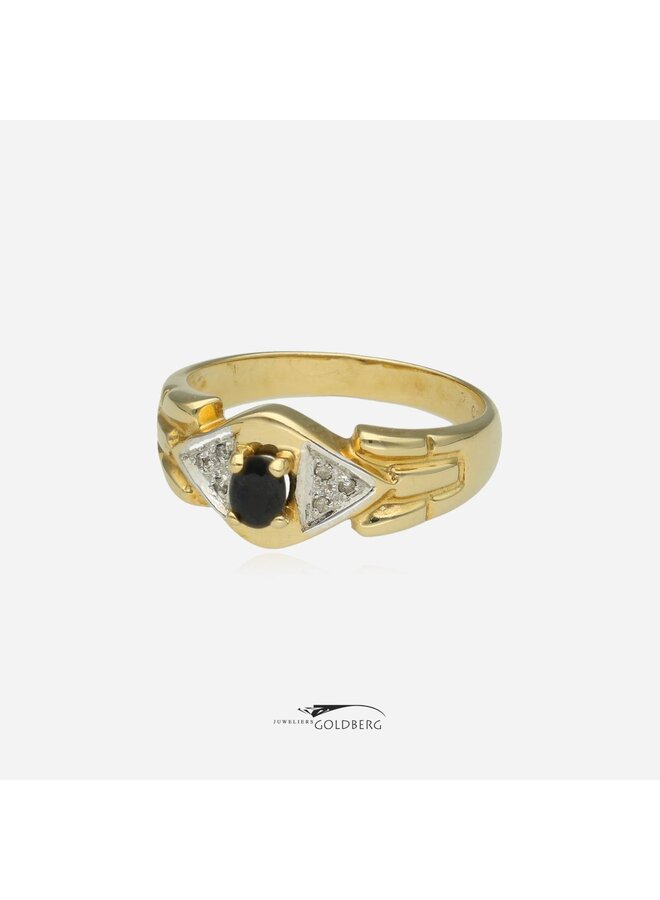 14k gold vintage ring with sapphire & diamonds