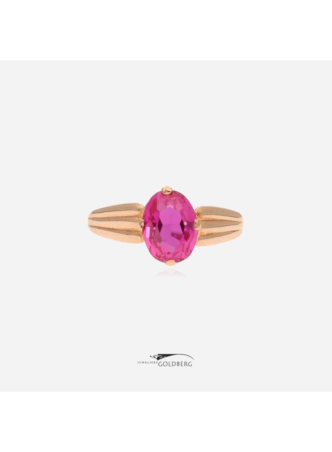 14k gold vintage ring with pink stone