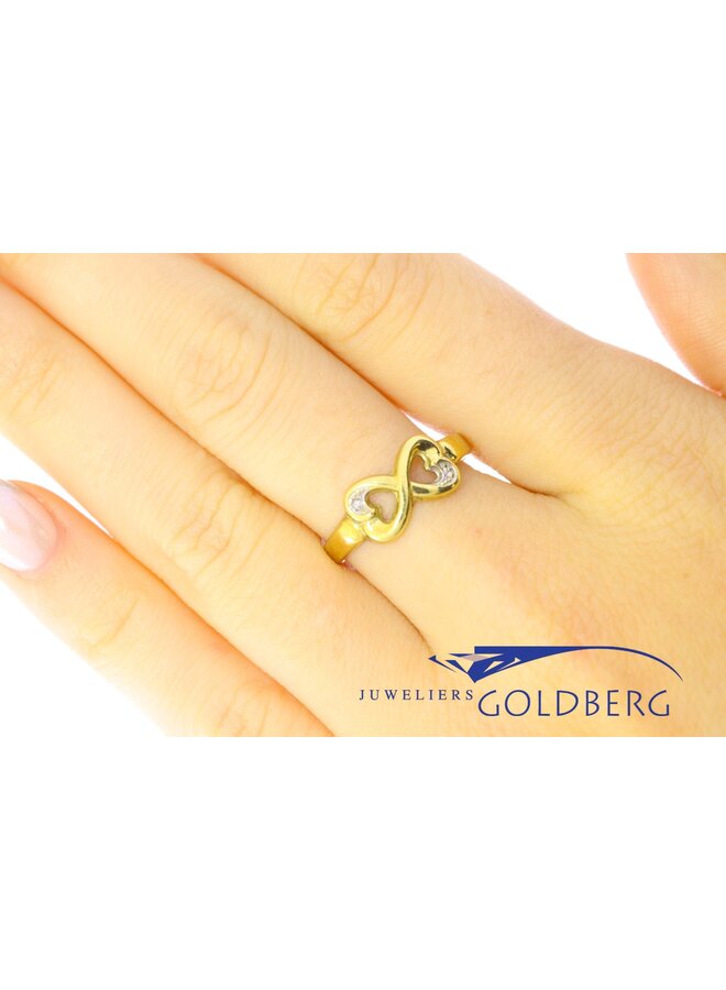14k gouden vintage ring met diamant (ca. 0.005ct)