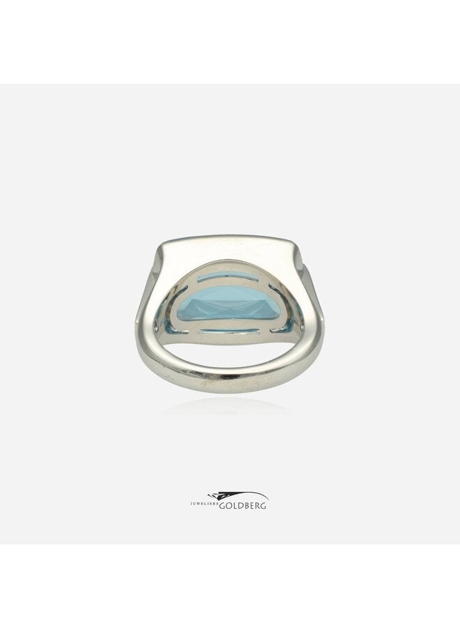 18k white gold vintage Bulgari ring with topaz